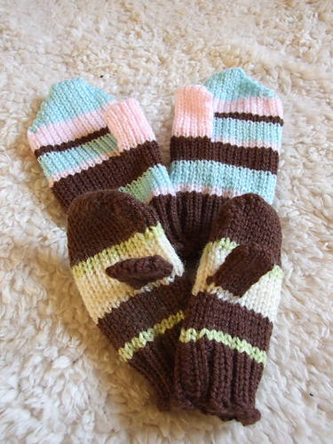 Ravelry: Bulky Mittens pattern by Linda Molden