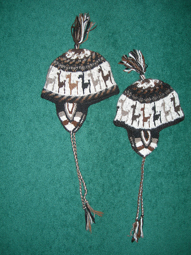 Andean llama cap with earflaps