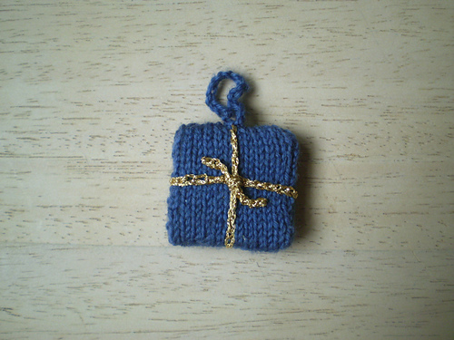 Advent Garland 24, Present