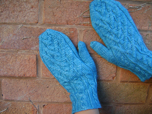 Adela Mittens