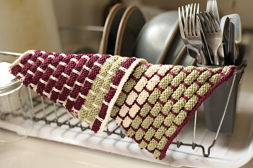 Ballband Dishcloth - byjayelleseaFlickr