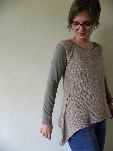 Rosa's Sleeveless Cardi -Jumper photo 7