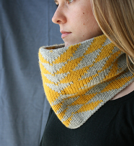 Arrows Cowl