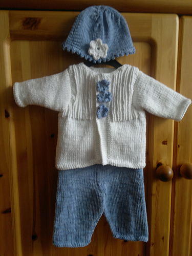 №40 Cardigan and Pants
