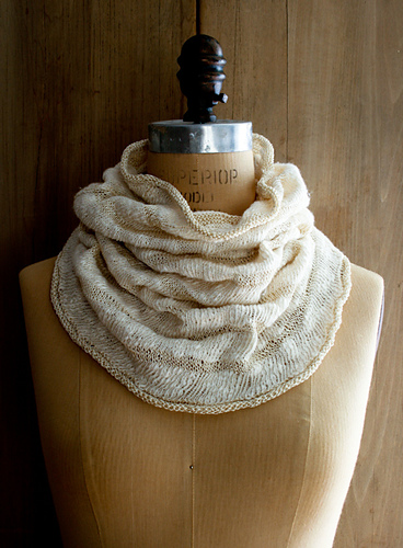 White Caps Cowl