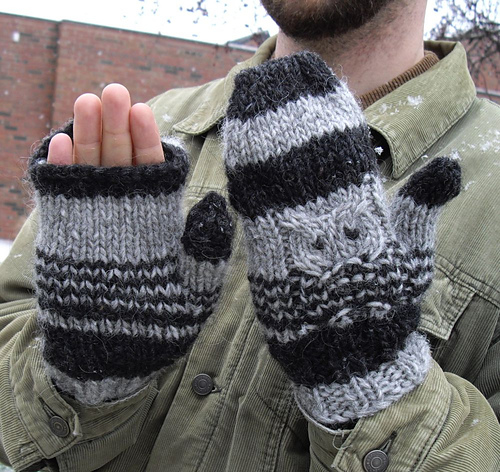Striped Owl Mittens for Daddy