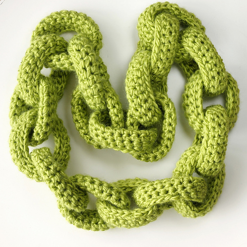 Ravelry Chain Link Scarf pattern by Lorna Watt