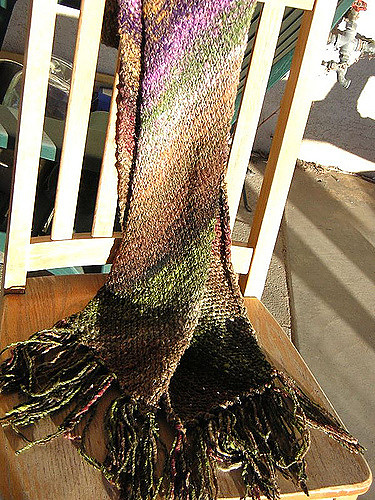 Opposing Biases Scarf