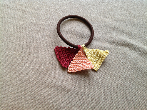p.48 Colorful hair rubber