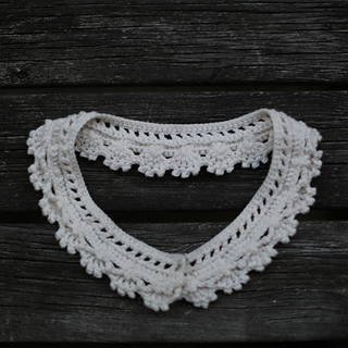 Crochet Hipster Collar (CROCHET PATTERN) from Prinser & Prinsesser