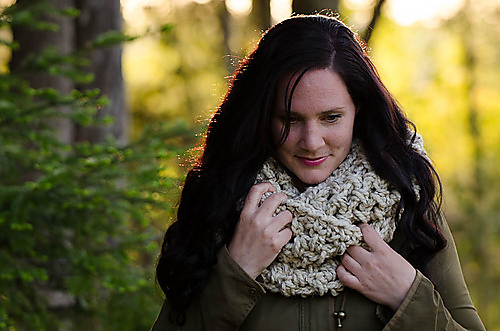 Manko Puff Stitch Infinity Scarf photo 6