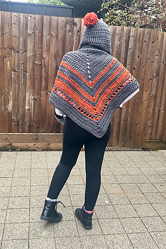 Woodward Hoodie Shawl photo 7