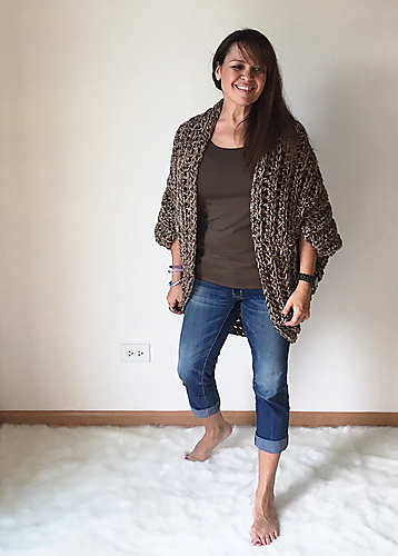 Juno Shrug photo 5