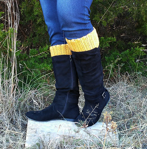 Simple Ribbed Boot Cuffs photo 1
