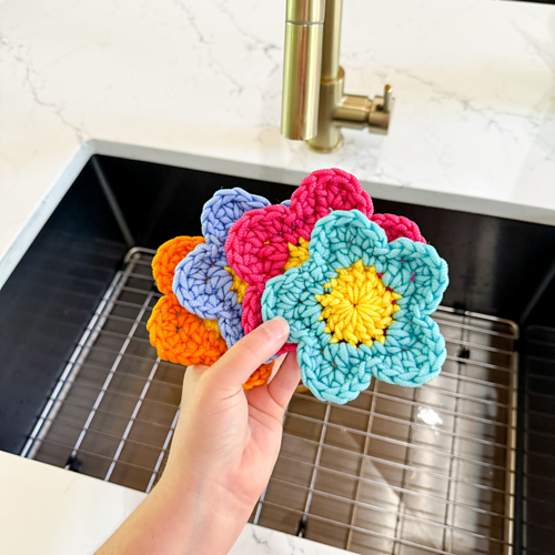 Flower Shaped Scrubbies