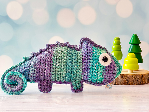 Mini Chameleon Kawaii Cuddler®
