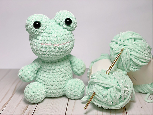 Ravelry: Frog pattern by Erica Dietz