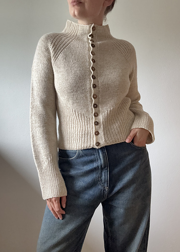 isa raglan cardi