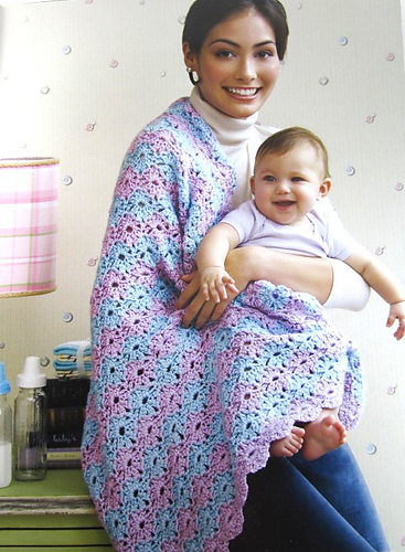 Ravelry: Posies Blanket pattern by Andrea Graciarena