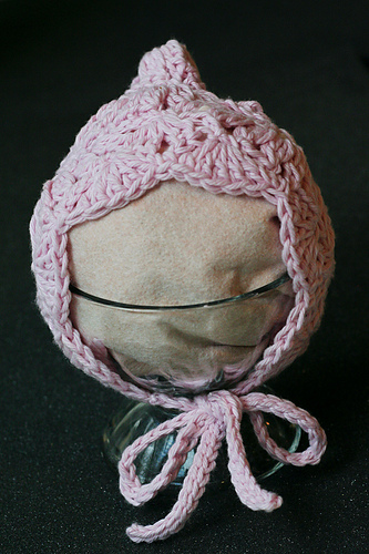 Ravelry: Pixie Hat - Newborn to 3 months pattern by Rebecca Lueck