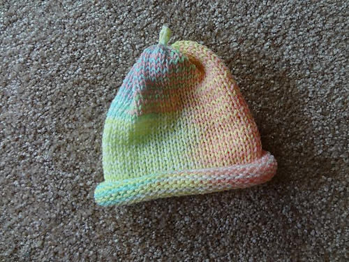Super Simple One Hour Baby Hat photo 1