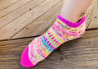 Ravelry: Get a Grip Shorties pattern by Carrie Dittman