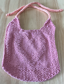 Back of Heart Bib
Copyright 2025 by Alice Kalush