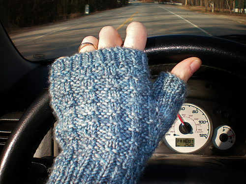 Cozy Thermal Mitts photo 2