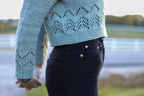 Ravelry: Woodward pattern by Alicia Plummer
