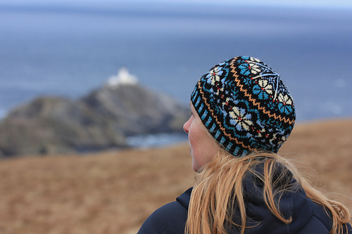 Ravelry: Buggiflooer Beanie pattern by Alison Rendall
