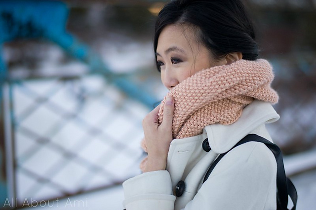 Serenity Seed Stitch Cowl