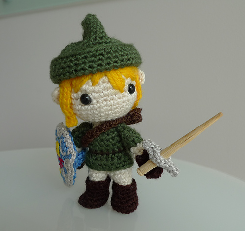 Link's Hylian Shield, Sword and Sheath photo 2