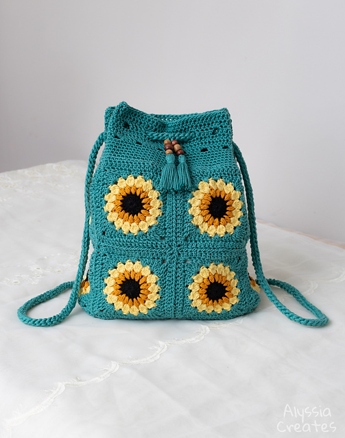 Ravelry Sunflower Drawstring Backpack pattern by Alyssia StaceyOrchard