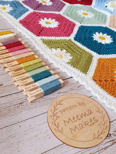 Hexadaisy Blanket photo 7