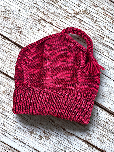 Resist Fascism Hat Pattern