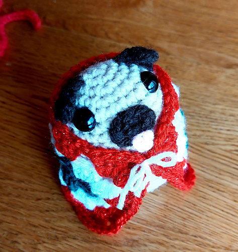 Pug i teppet - Angela Hutchinson