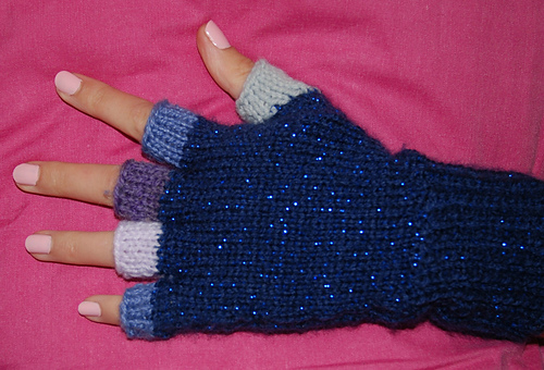 Witching Hour Fingerless Gloves photo 7