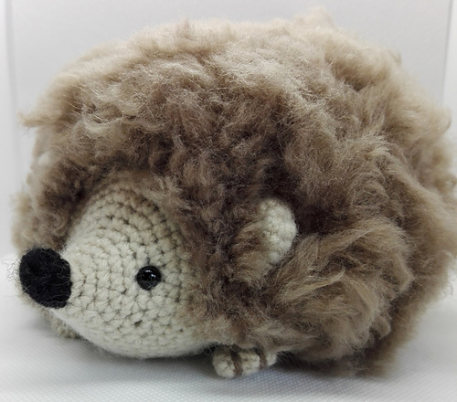 Fluffy Hedgehog Amigurumi photo 2