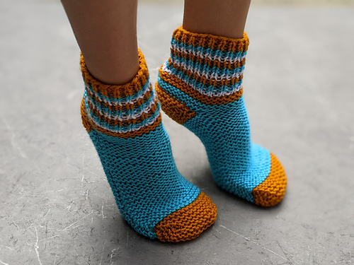 Two-Needles Slipper Socks photo 5