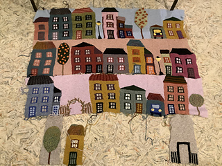 8/11: third row finished (not sewn) and 4th row started!