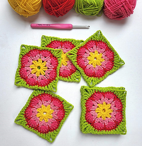 Cosmos Granny Bag photo 4