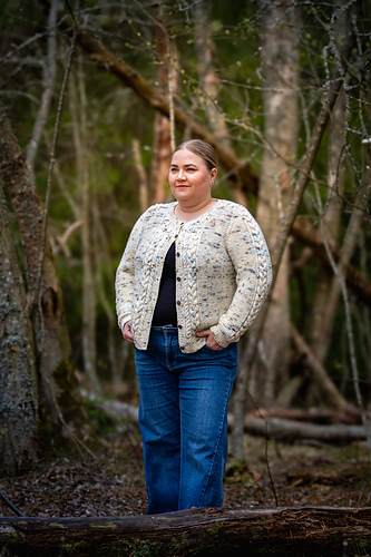 Ravelry: Hidden Grace Cardigan pattern by Anniina Juuti