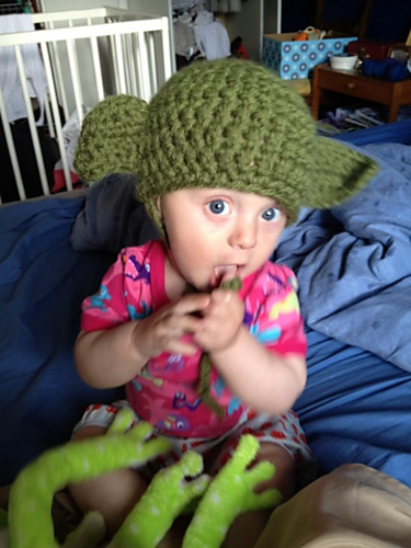 Warm Yoda baby hat photo 8