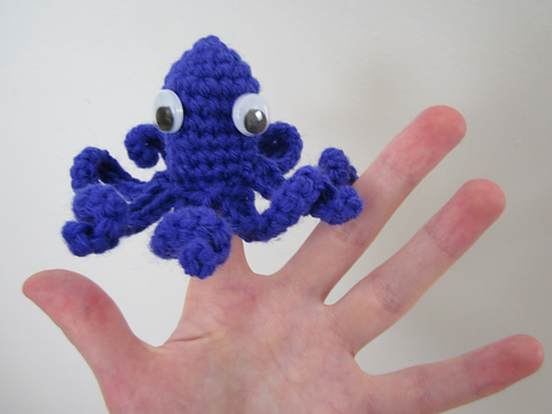 Googly-Eyed Octopus Finger Puppet