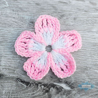 Easy Free Crochet Flower Pattern by Crafting Happiness