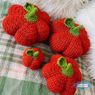 Amigurumi Crochet No Sew Pumpkins by Crafting Happiness