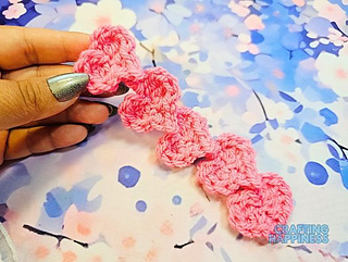 Crochet Chain Of Heart Garland Free Pattern By Crafting Happiness