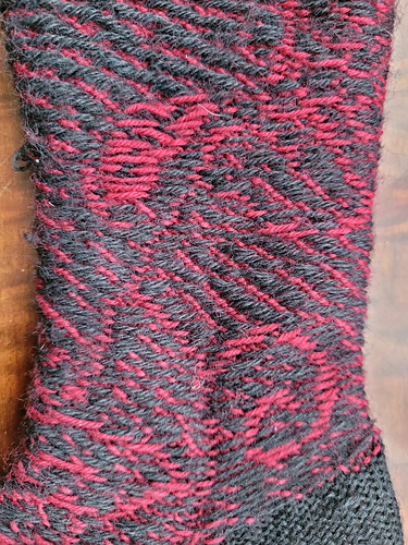 Ravelry: Pushing Roses pattern by Artesanitarium Designs