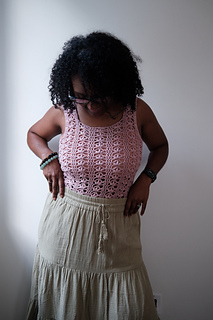 M - Pattern version - Back of the top worn in the Front