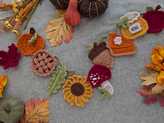 Ravelry: Feels Like Autumn Garland pattern by Alexis Pera